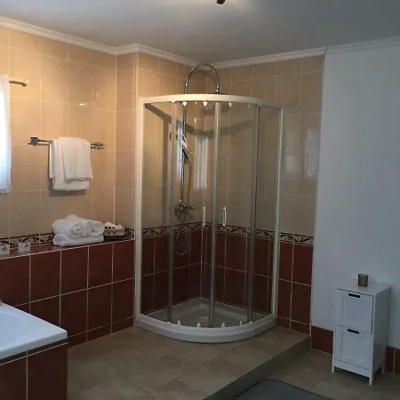 La Petite Maison Au Coin Festalemps