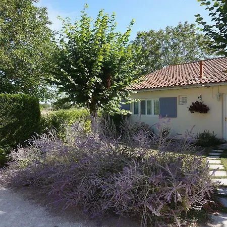 La Petite Maison Au Coin