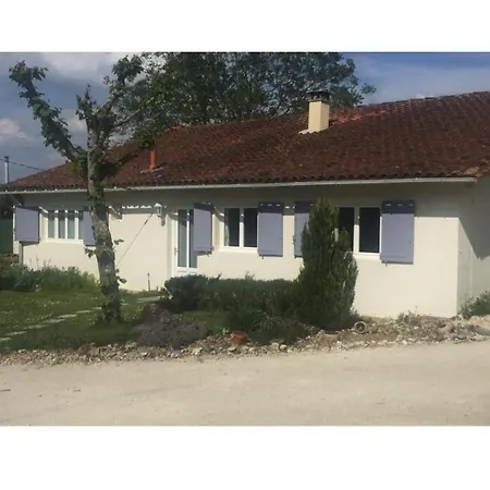 La Petite Maison Au Coin 度假居 Festalemps